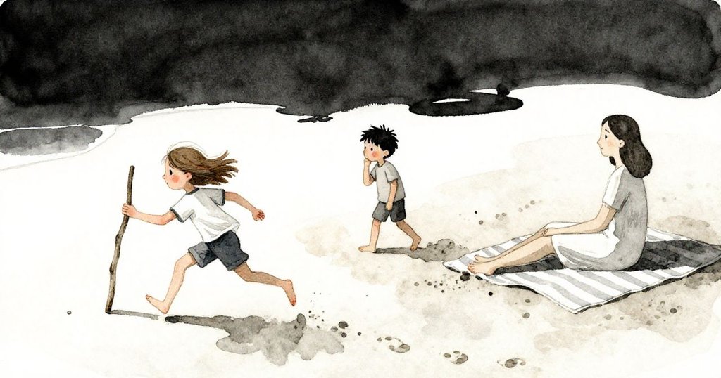 Greer奔跑於濕沙上揮舞木棍，Finn慢步跟隨，Mom躺在條紋毛巾上休息，海邊陽光明亮，動感溫馨。