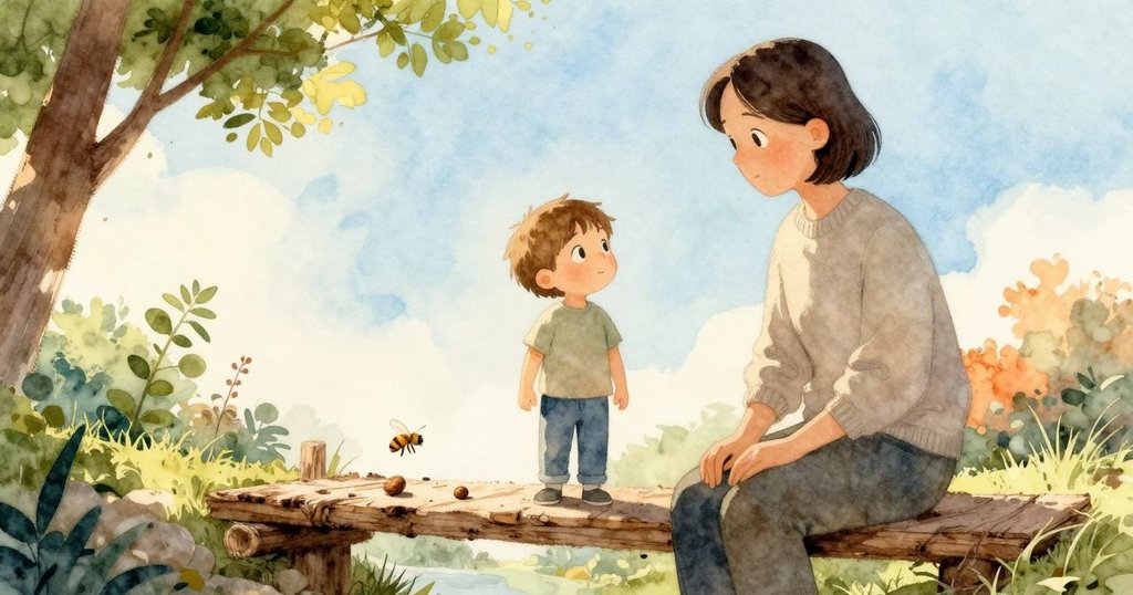 蜜蜂飛過狹小泥橋，木片上一顆堅果靜靜訴說著隱秘的自然故事，場景柔和安靜