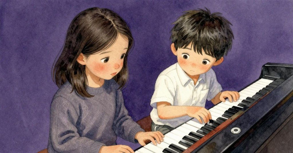 弗里達仔細檢視鋼琴板上細微痕跡與調音桿，強調木紋對比與質感，展現專注動作的細節