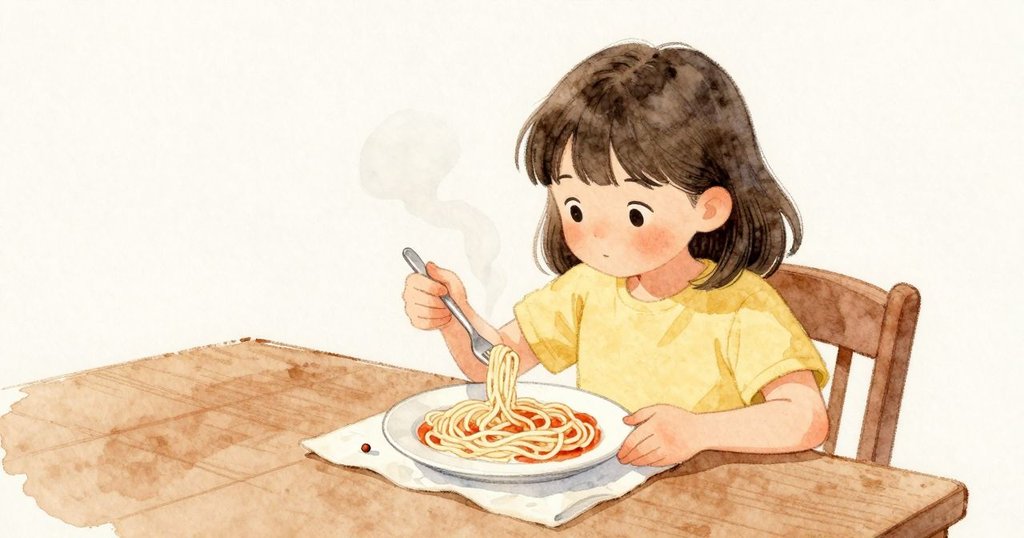 一顆小珠子落在餐巾上，盤子上方的蒸氣變得稀薄。Nora 的叉子上安放著麵條，紅醬光澤變柔，室內晚間的光線靜靜收攏整個桌面。